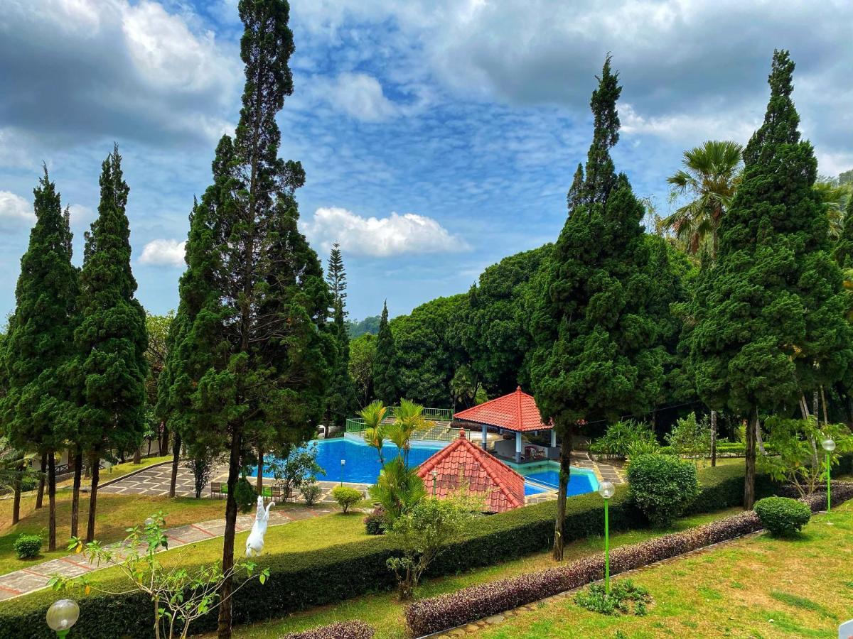 Grand Whiz Hotel Bromo Dış mekan fotoğraf