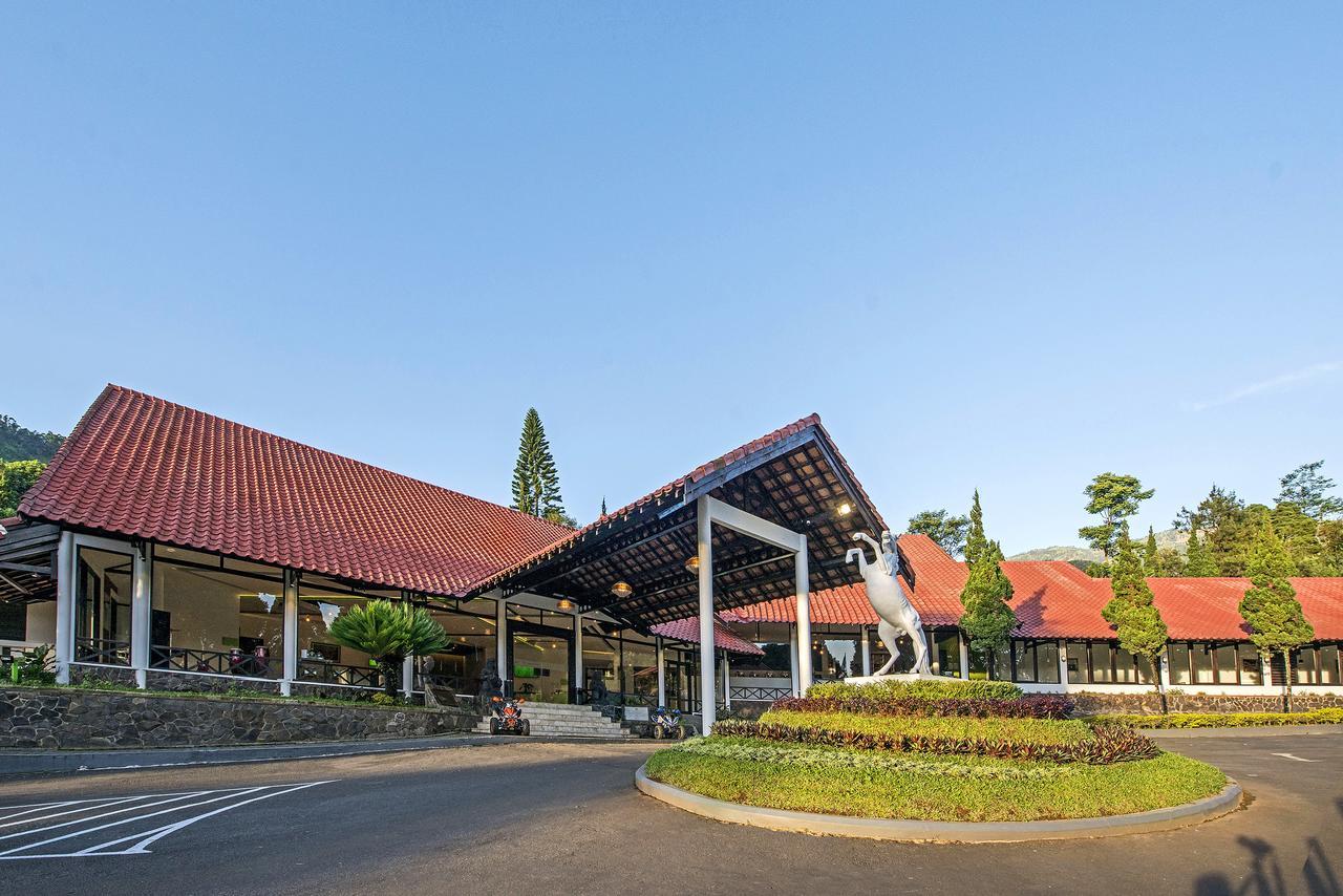 Grand Whiz Hotel Bromo Dış mekan fotoğraf